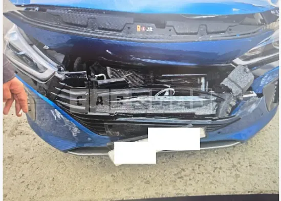 Photo 2 of 33: 2018 Hyundai IONIQ, VIN KMHC051CGJU046828 — Korean insurance auction