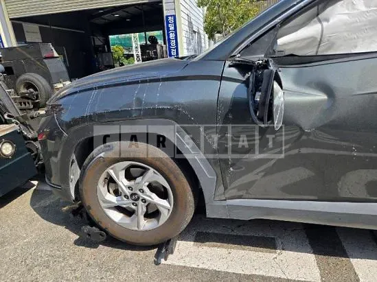 Photo 2 of 49: 2021 Hyundai Tucson — Korean insurance auction