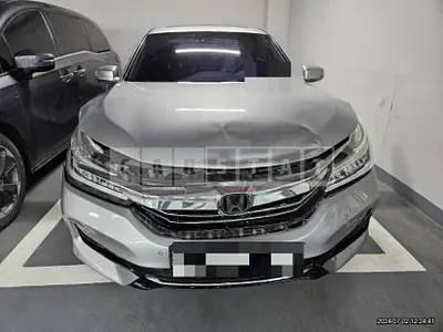 Photo 1 of 11: 2017 Honda Accord Hybrid — Korean insurance auction