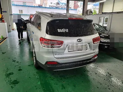 Photo 1 of 18: 2015 Kia Sorento 2.0 — Korean insurance auction