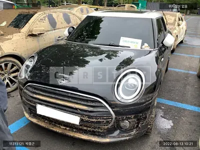 Photo 1 of 7: 2020 MINI Cooper D Club Man, VIN WMW71BB01M2N32353 — Korean insurance auction