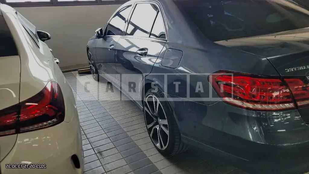 Photo 2 of 9: 2016 Mercedes-Benz E220 BlueTec, VIN WDDHF0AB6GB182390 — Korean insurance auction