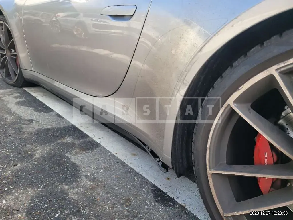 Photo 2 of 49: 2020 Porsche 911 Carrera 4S Cabriolet, VIN WP0CB2998LS262281 — Korean insurance auction