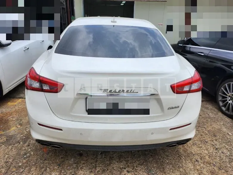 Photo 2 of 6: 2018 Maserati Gibli — Korean insurance auction