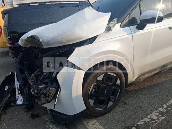 Photo 2 of 15: 2025 Kia Carnival, VIN KNANB81BBSS553855 — Korean insurance auction