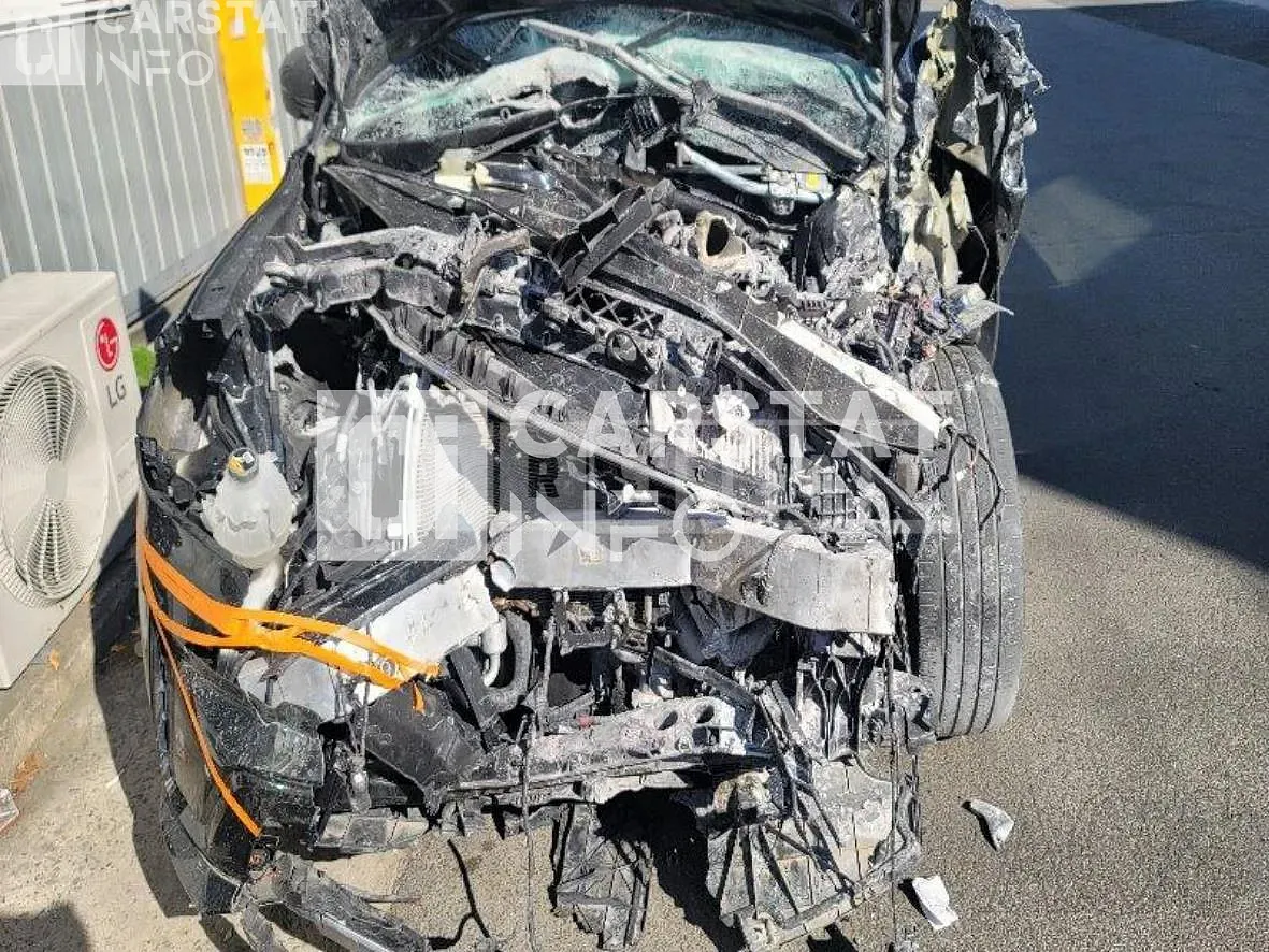 Photo 2 of 19: 2020 Kia Sorento 2.2 — Korean insurance auction