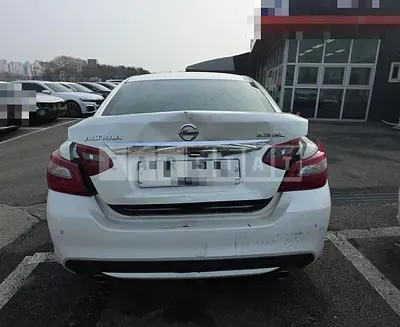 Photo 1 of 7: 2018 Nissan Altima — Korean insurance auction