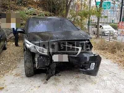 Photo 1 of 39: 2014 Kia Carnival — Korean insurance auction