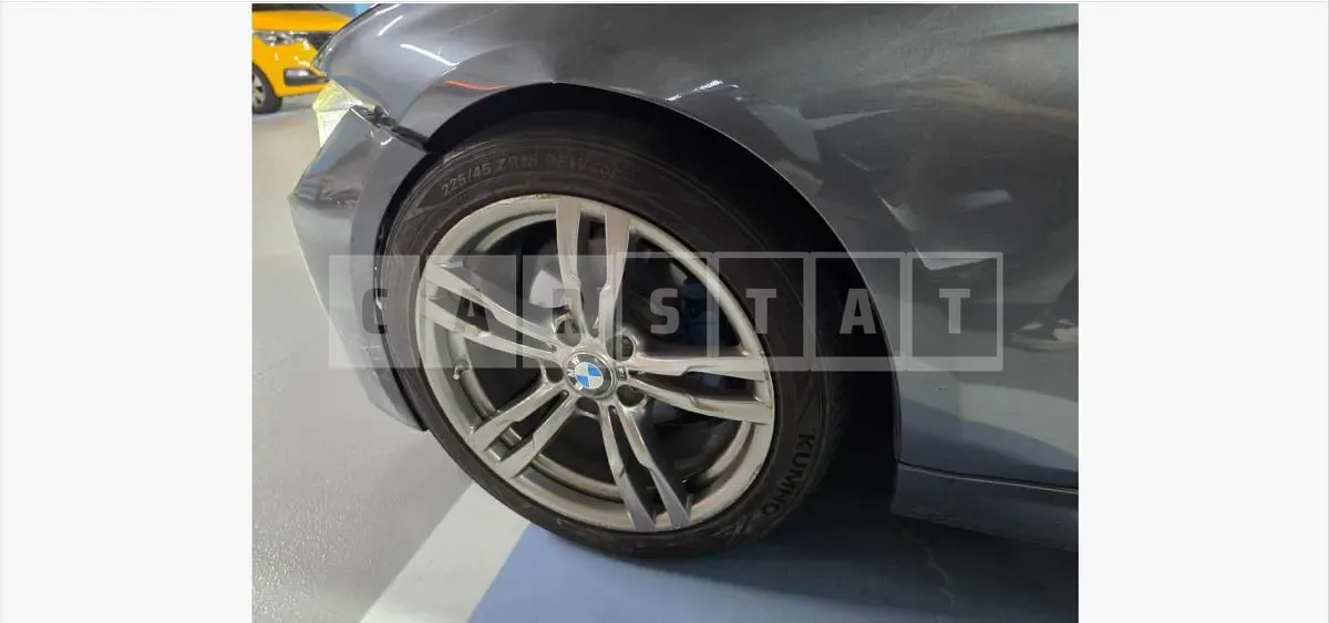 Photo 2 of 22: 2016 BMW 320i — Korean insurance auction