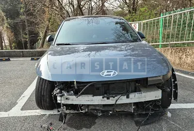 2022 * Hyundai Ioniq 5