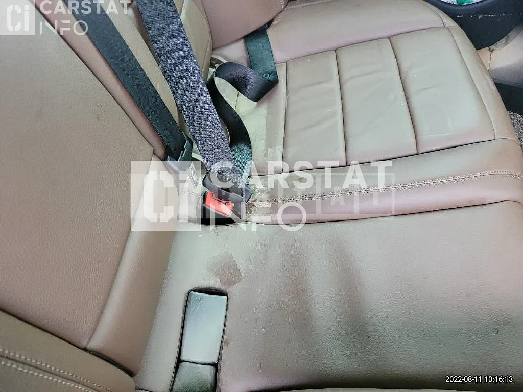 Photo 2 of 14: 2016 Mercedes-Benz Subsubbenz E300 4Matic — Korean insurance auction