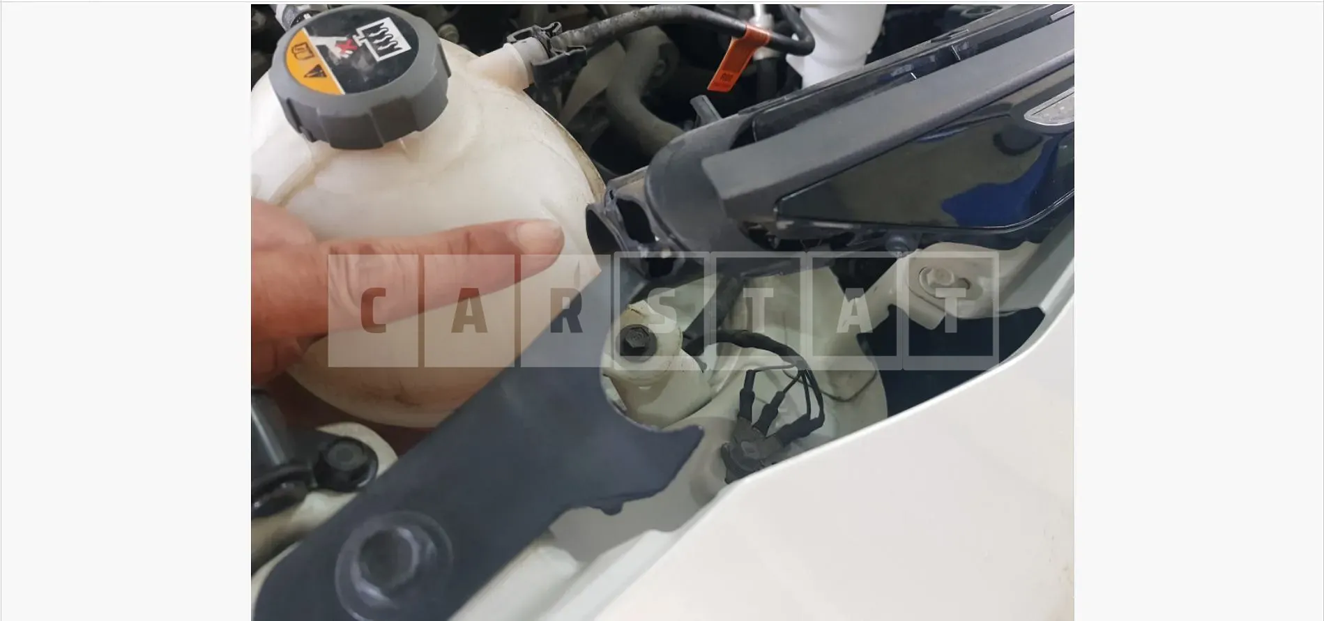 Photo 3 of 3: 2022 Kia (part) Spottage Light — Korean insurance auction