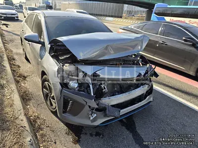 Photo 1 of 14: 2016 Hyundai IONIQ — Korean insurance auction