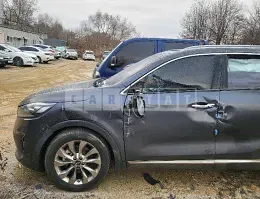 Photo 2 of 15: 2018 Kia Sorento, VIN KNAPS81BDJA468186 — Korean insurance auction