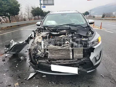 Photo 1 of 8: 2015 Kia Sorento, VIN KNAPS81ADFA059414 — Korean insurance auction