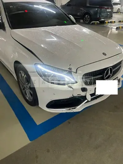 Photo 1 of 6: 2015 Mercedes-Benz C220 BlueTec — Korean insurance auction