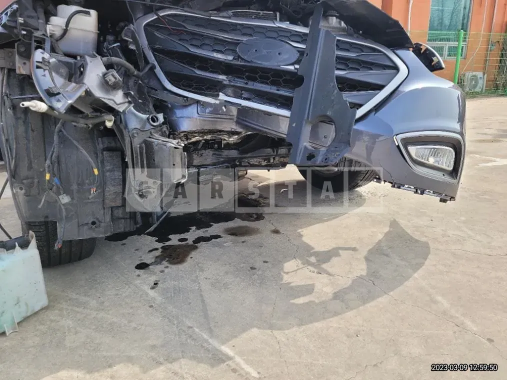 Photo 2 of 13: 2014 Hyundai Tucson, VIN KMHJT81VBFU994647 — Korean insurance auction