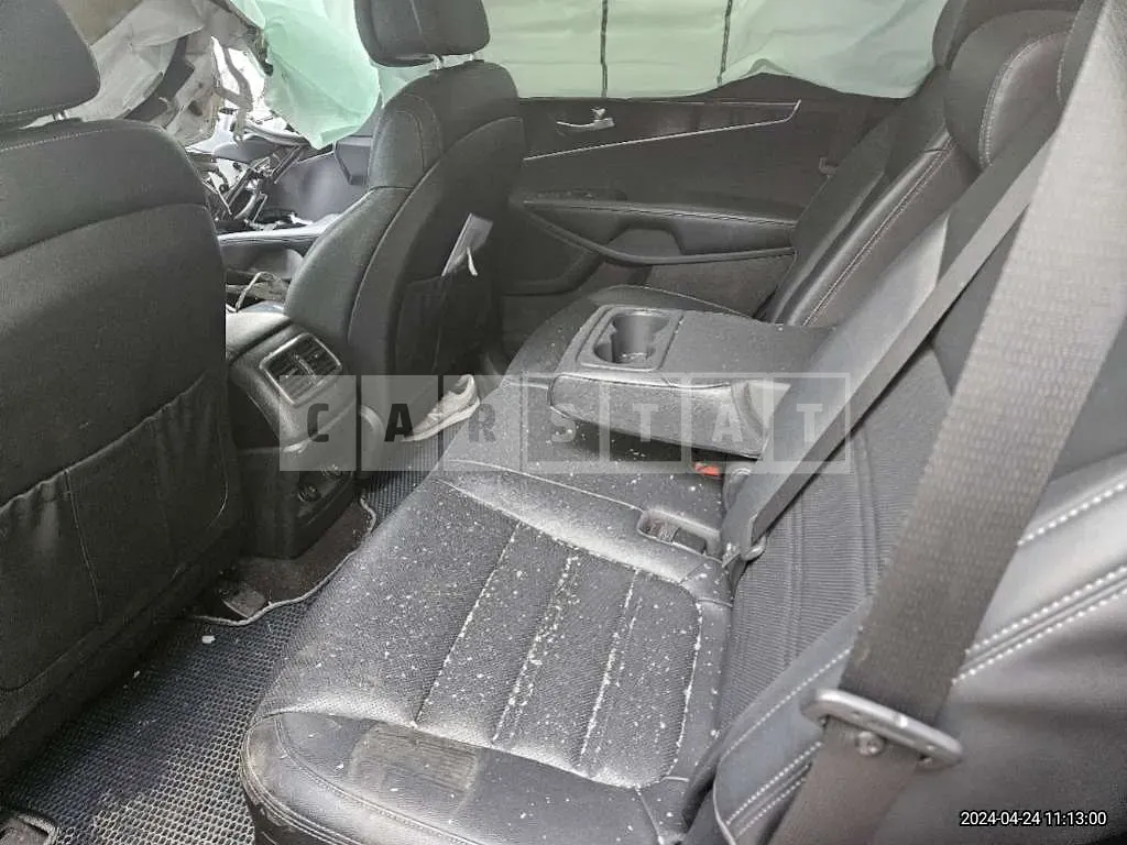 Photo 2 of 18: 2016 Kia Sorento — Korean insurance auction