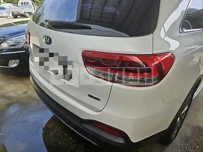 Photo 1 of 14: 2016 Kia Sorento 2.0 — Korean insurance auction