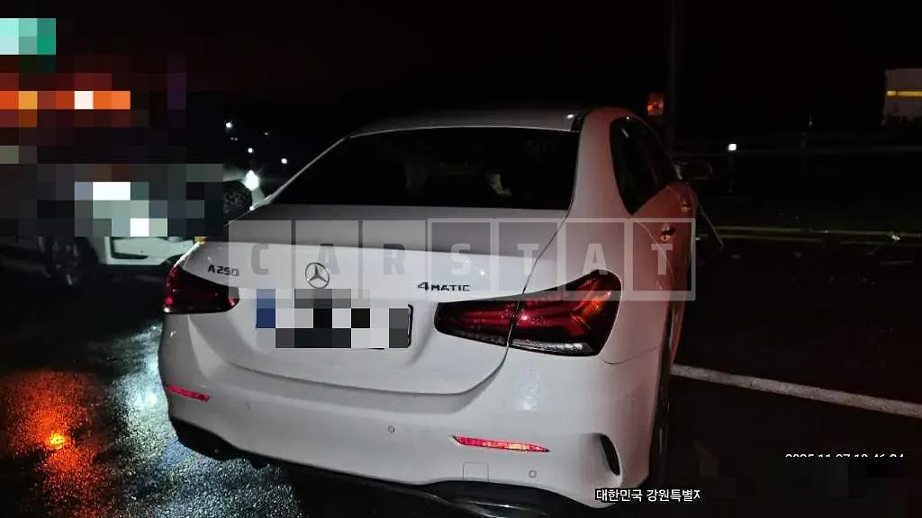 Photo 2 of 8: 2022 Mercedes-Benz A250 4Matic — Korean insurance auction