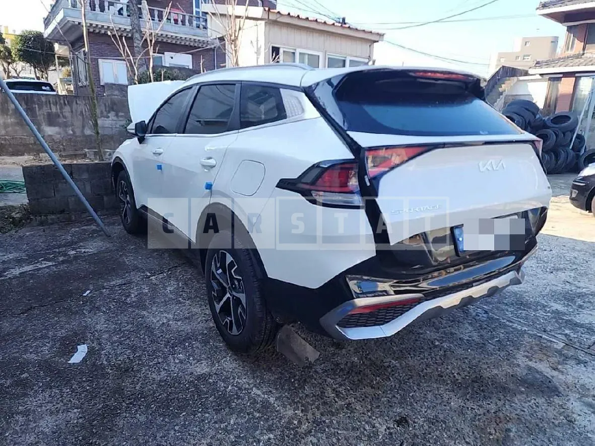 Photo 2 of 14: 2022 Kia Sportage Hybrid, VIN KNAPW81GBPK048538 — Korean insurance auction