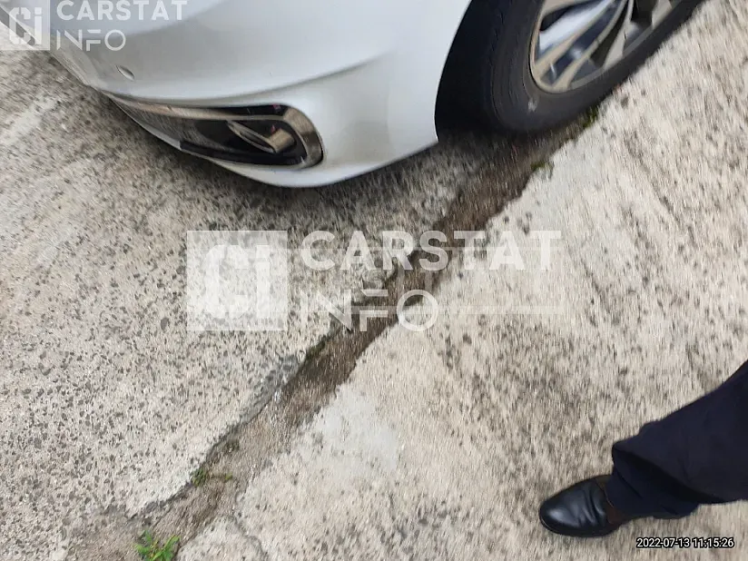 Photo 2 of 38: 2016 Kia Carnival, VIN KNAMB81ABGS236874 — Korean insurance auction