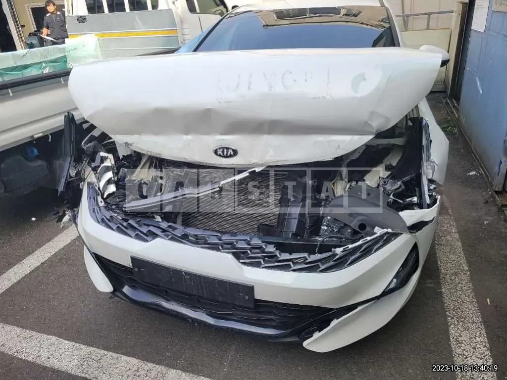 Photo 2 of 28: 2020 Kia K5, VIN KNAG241ABLA002677 — Korean insurance auction