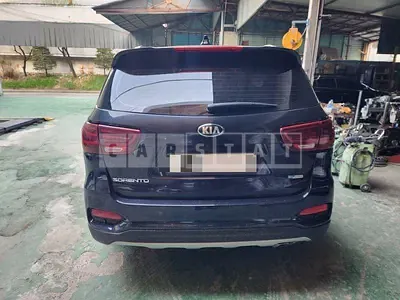 Photo 1 of 48: 2018 Kia Sorento — Korean insurance auction