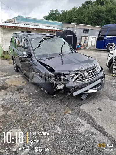 Photo 1 of 10: 2017 Kia Mojave, VIN KNAKN814DJA170438 — Korean insurance auction