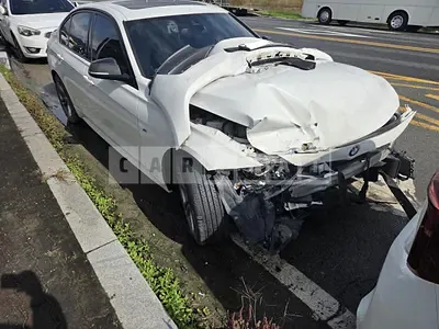 Photo 1 of 9: 2015 BMW 320d, VIN WBA3D3104FK585404 — Korean insurance auction
