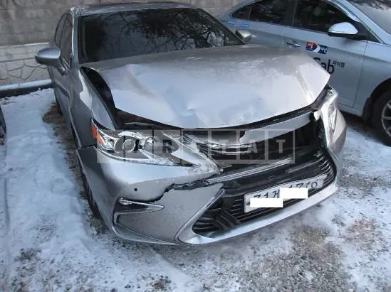 Photo 2 of 9: 2017 Lexus ES300h, VIN JTHBW1GG5H2159451 — Korean insurance auction
