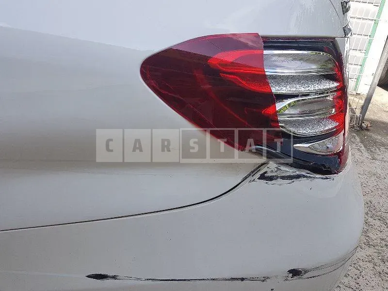 Photo 2 of 16: 2020 Mercedes-Benz E220 d 4Matic — Korean insurance auction