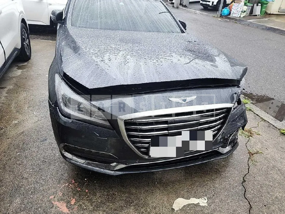 Photo 2 of 21: 2017 Genesis G80 3.3 — Korean insurance auction