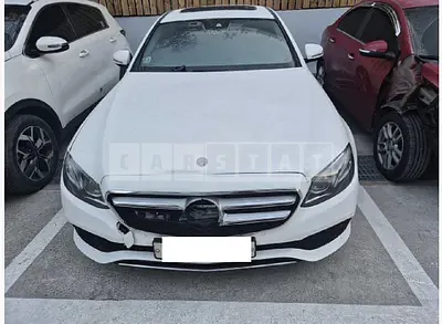 Photo 1 of 23: 2017 Mercedes-Benz E220d — Korean insurance auction