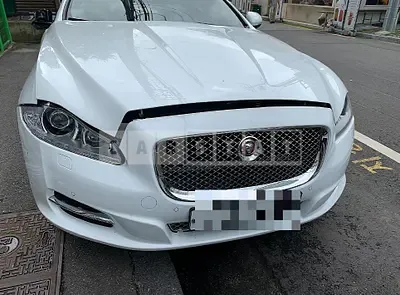 Photo 1 of 30: 2015 Jaguar XJ 3.0SC — Korean insurance auction