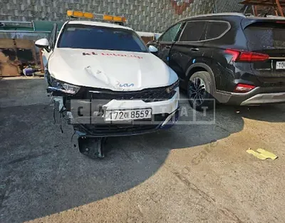 Photo 1 of 17: 2023 Kia K5, VIN KNAG741BBPA232786 — Korean insurance auction
