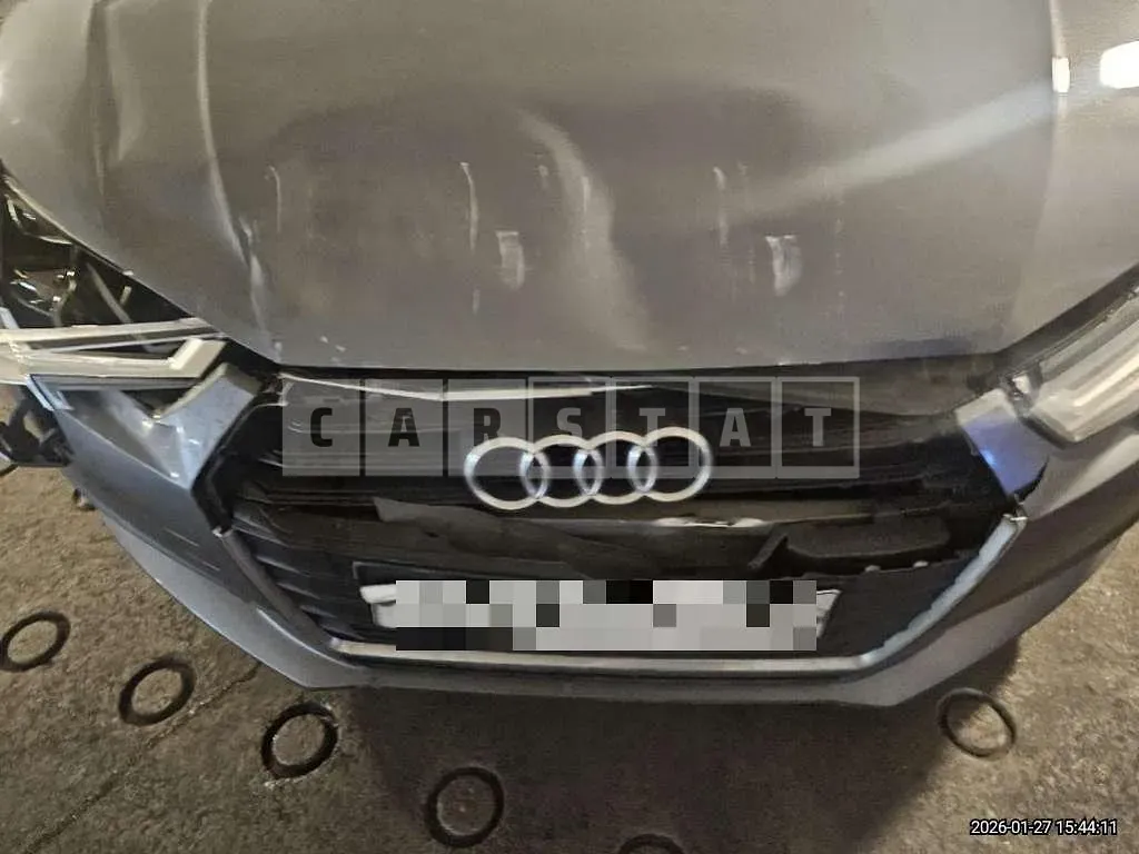 Photo 2 of 38: 2018 Audi A4 30 TDI — Korean insurance auction