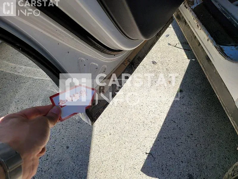Photo 2 of 15: 2020 Kia Sorento, VIN KNARL81BHMA045683 — Korean insurance auction