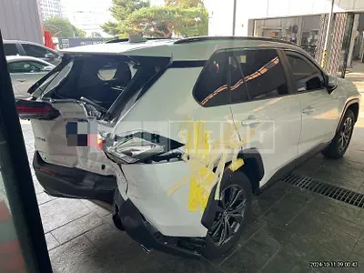Photo 1 of 22: 2024 Toyota RAV4 Hybrid 2WD — Korean insurance auction