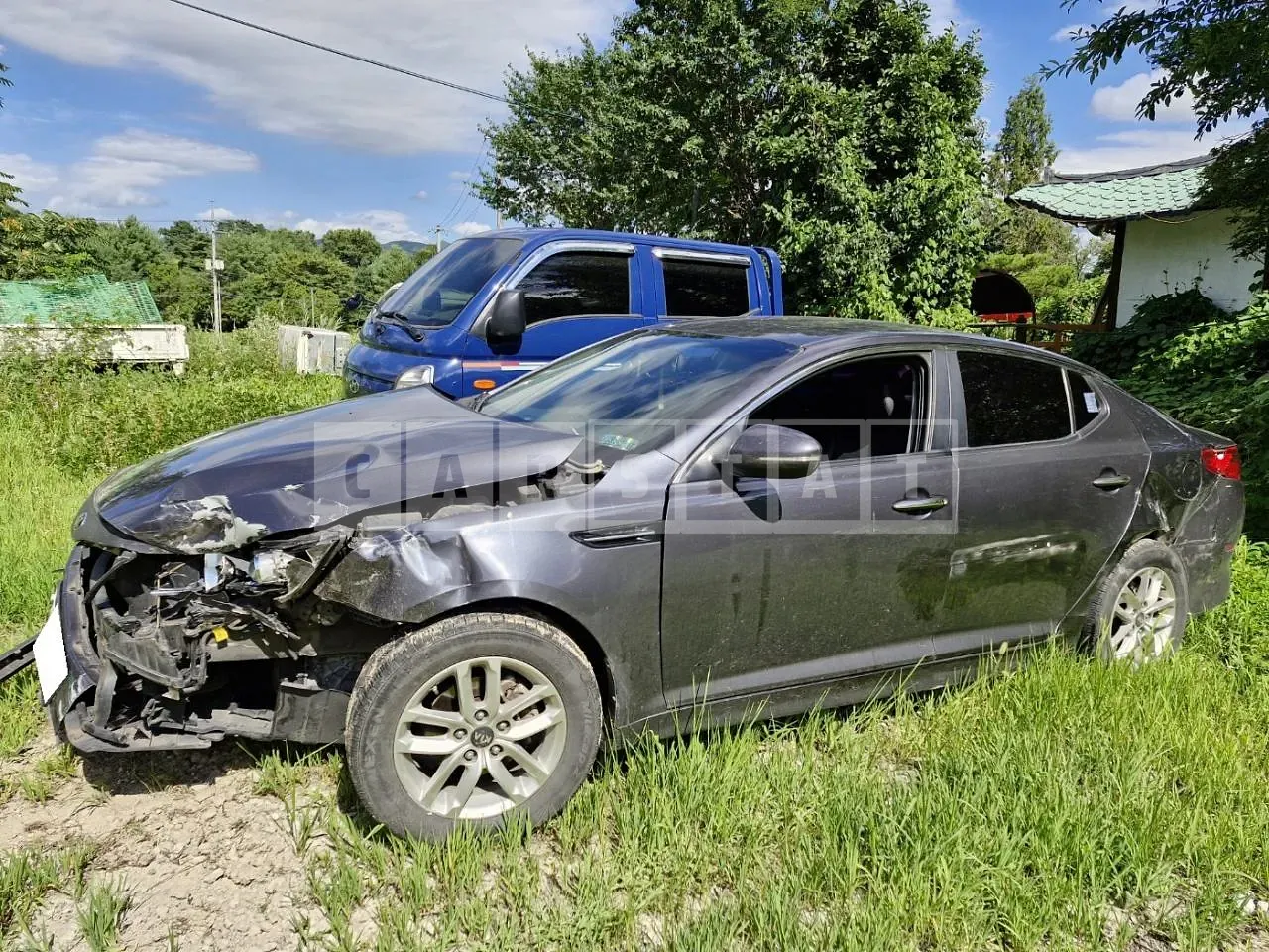 Photo 2 of 10: 2015 Kia K5, VIN KNAGN418BFA633437 — Korean insurance auction