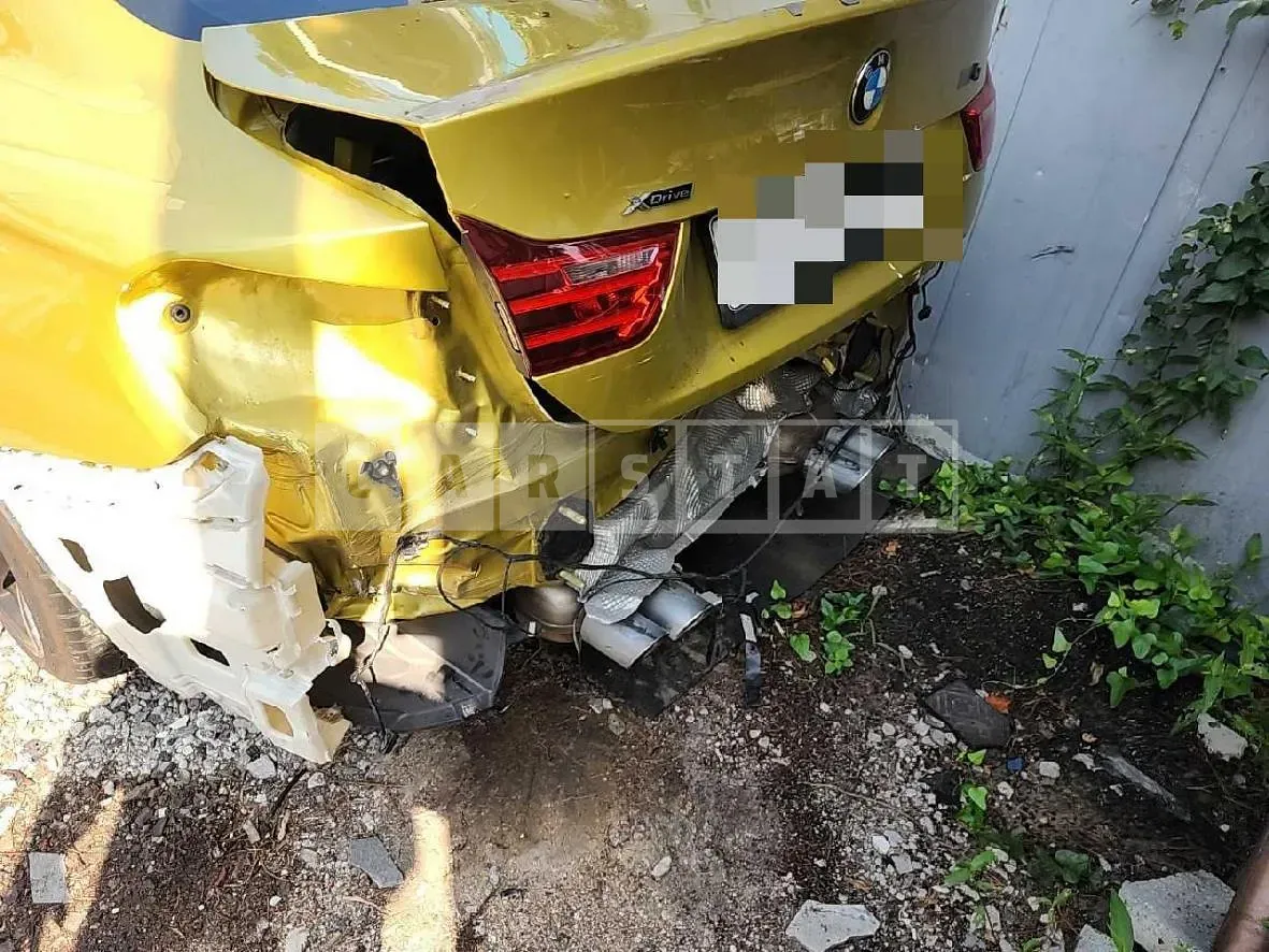 Photo 2 of 70: 2015 BMW M4 Coupe, VIN WBS3R9105FK451601 — Korean insurance auction