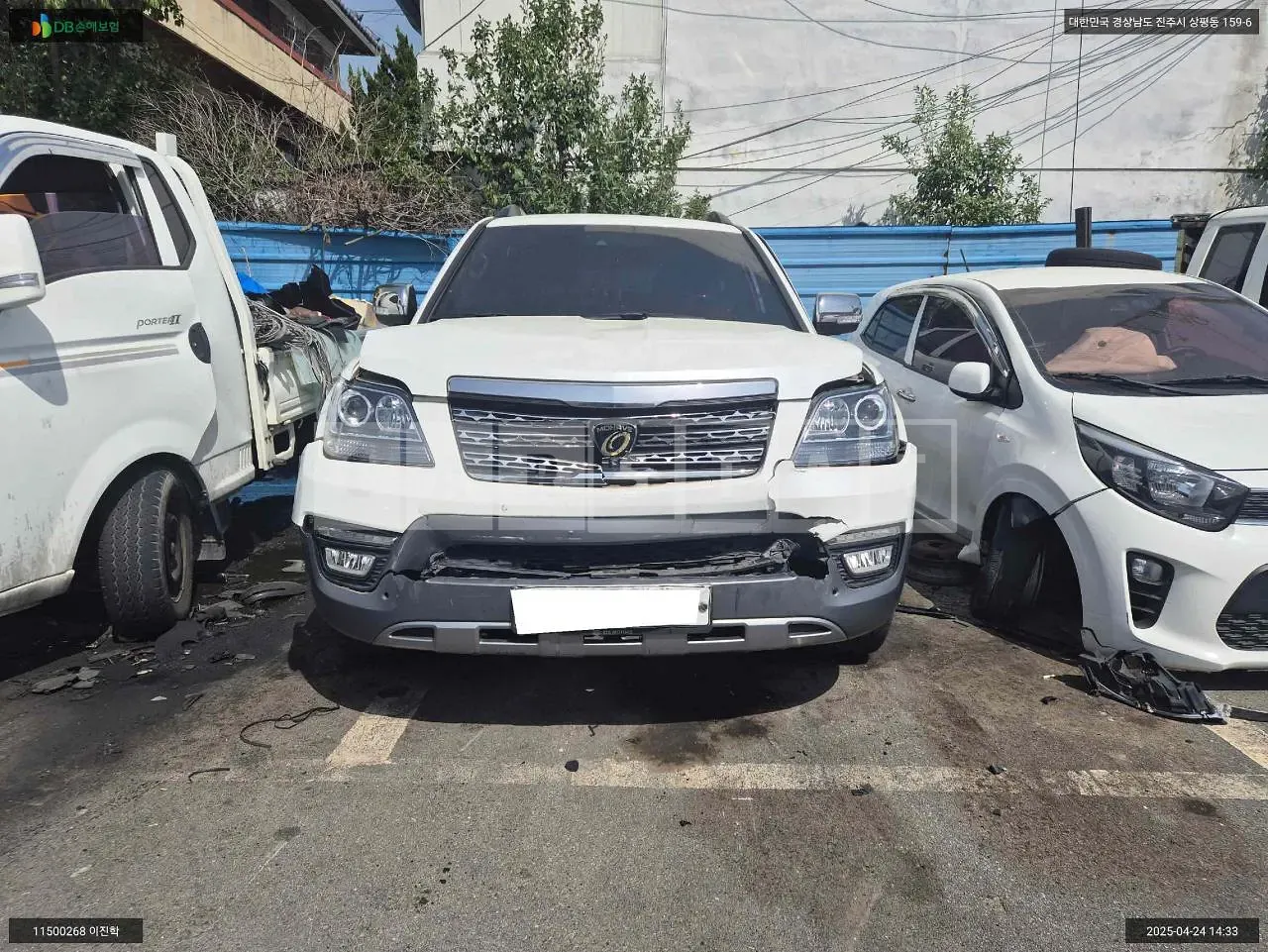 Photo 2 of 18: 2016 Kia Mojave, VIN KNAKN814DHA161506 — Korean insurance auction