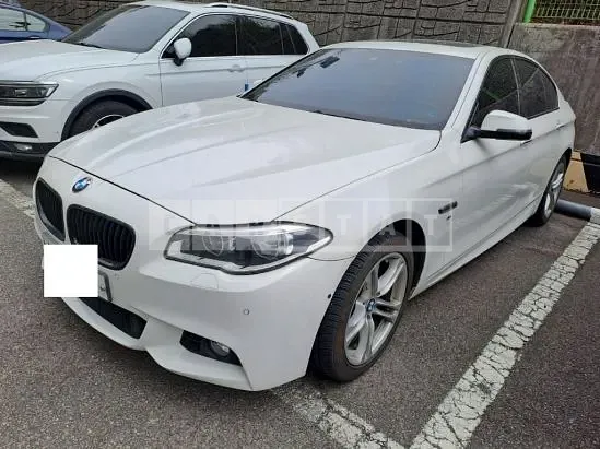 Photo 2 of 50: 2016 BMW 520d xDrive — Korean insurance auction
