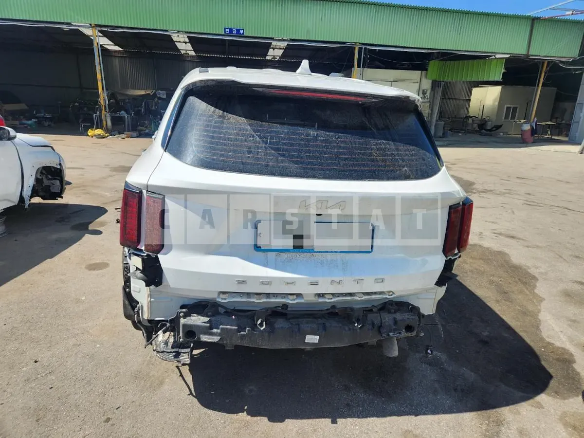 Photo 2 of 9: 2022 Kia Sorento — Korean insurance auction