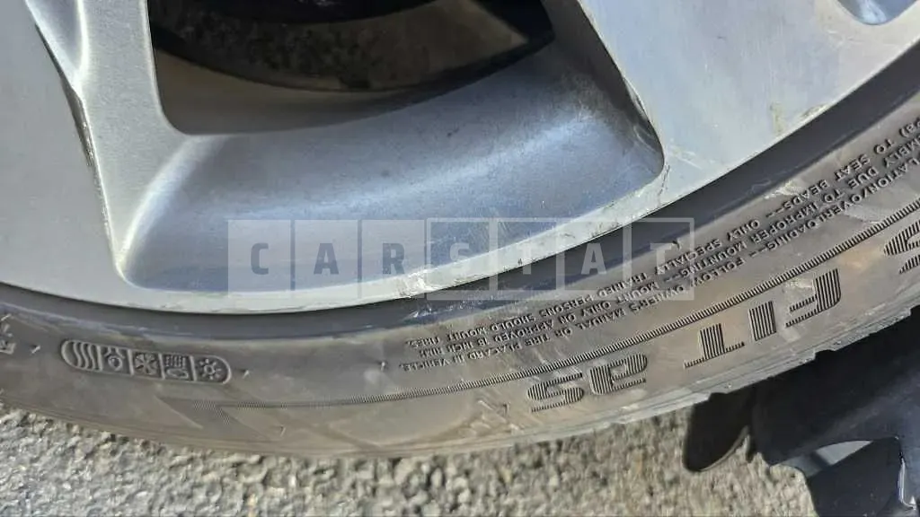 Photo 2 of 16: 2018 Mercedes-Benz C220 d — Korean insurance auction