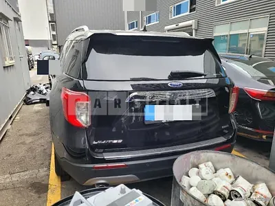 Photo 1 of 35: 2022 Ford Explorer 3.3 Fhev — Korean insurance auction