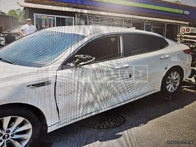 Photo 1 of 7: 2016 Kia K5 — Korean insurance auction