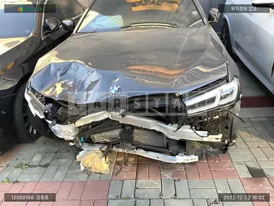 Photo 1 of 30: 2021 BMW 530i, VIN WBA71BH09MWX00532 — Korean insurance auction