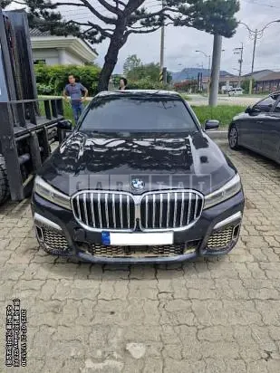 Photo 3 of 3: 2022 BMW 740Li xDrive — Korean insurance auction