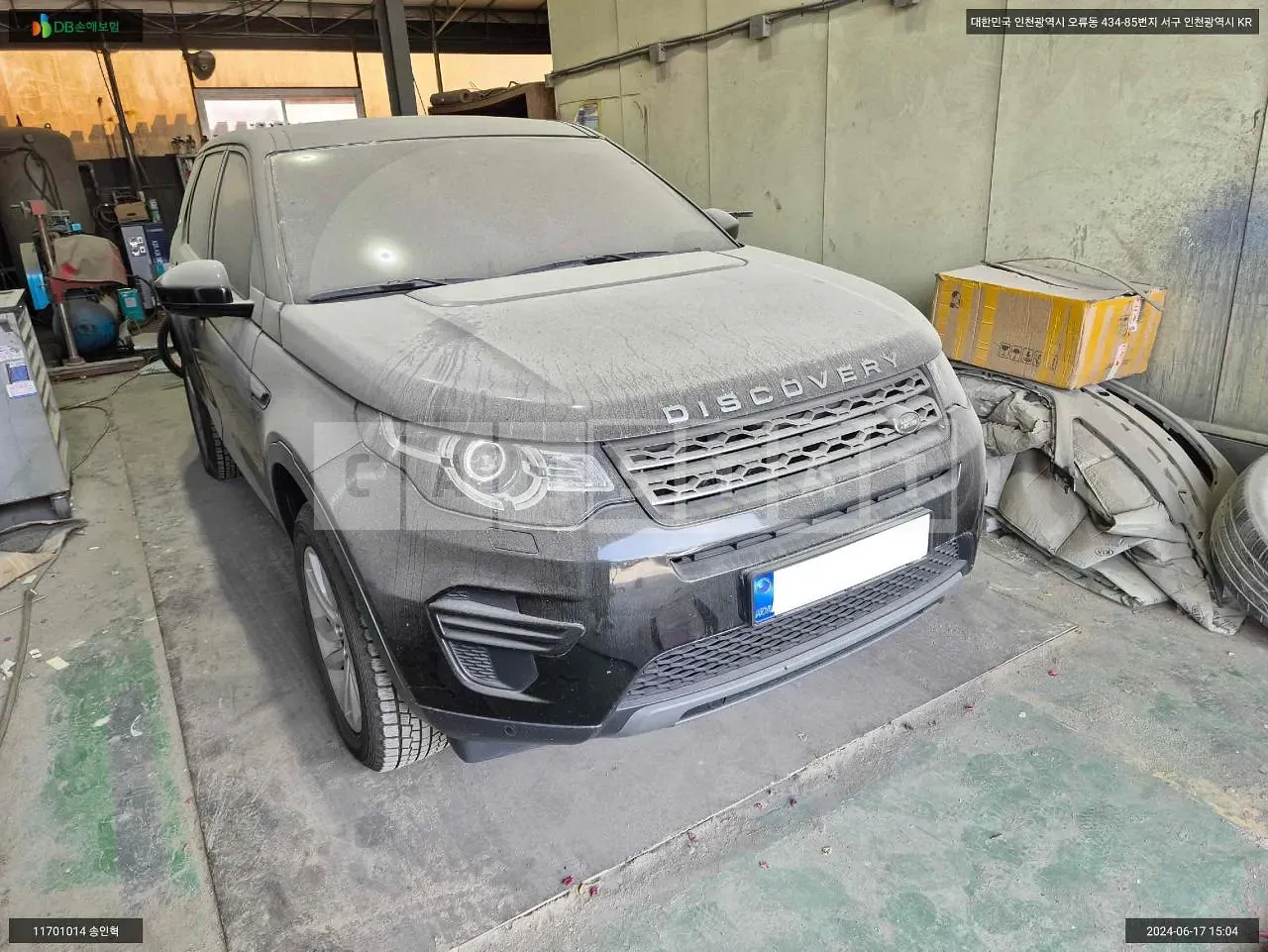 Photo 2 of 20: 2017 Land Rover Discovery Sport 2.0d, VIN SALCA2BN1HH682195 — Korean insurance auction
